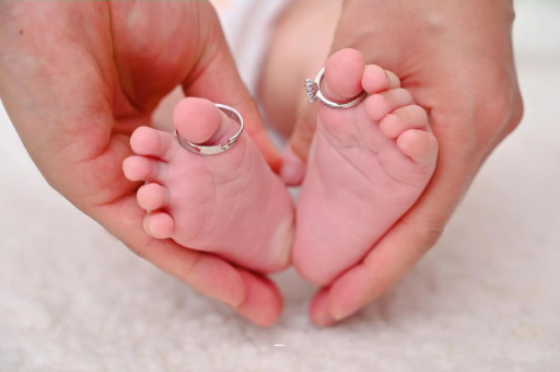 甘南怀孕肚子咕噜咕噜